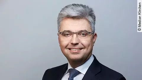 Dr. André M. Schmidt