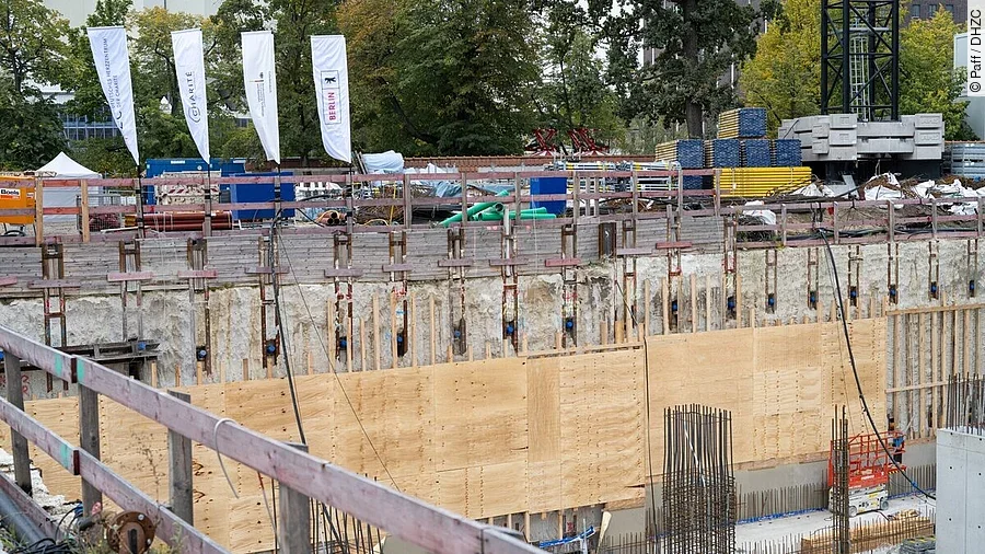 DHZC Blick in die Baustelle