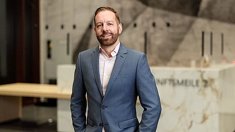 Philipp Köbe arbeitet als Projektmanager für ScMI.