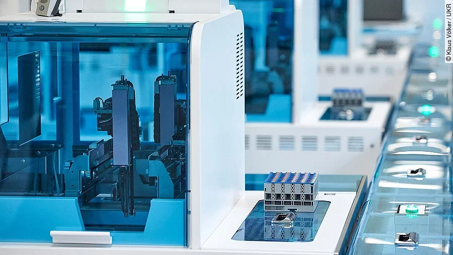 Neue Laborstraße am UKR