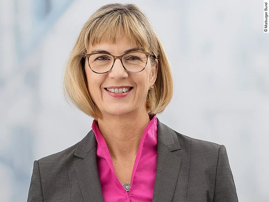 Dr. Susanne Johna Dr. Susanne Johna