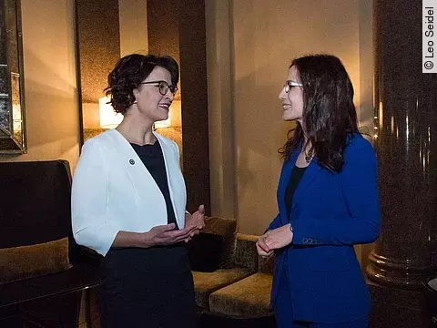 Oberin Doreen Fuhr und Tanja Heiß