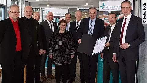 Klinikum Fichtelgebirge im KKB bei der Urkundenübergabe