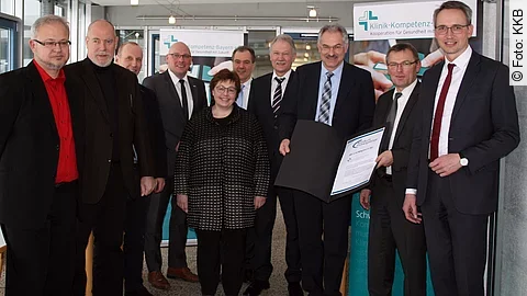 Klinikum Fichtelgebirge im KKB bei der Urkundenübergabe