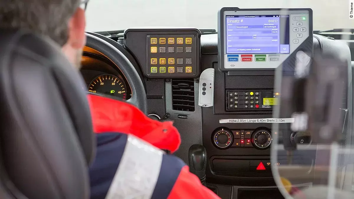Fahrerkabine im Rettungswagen