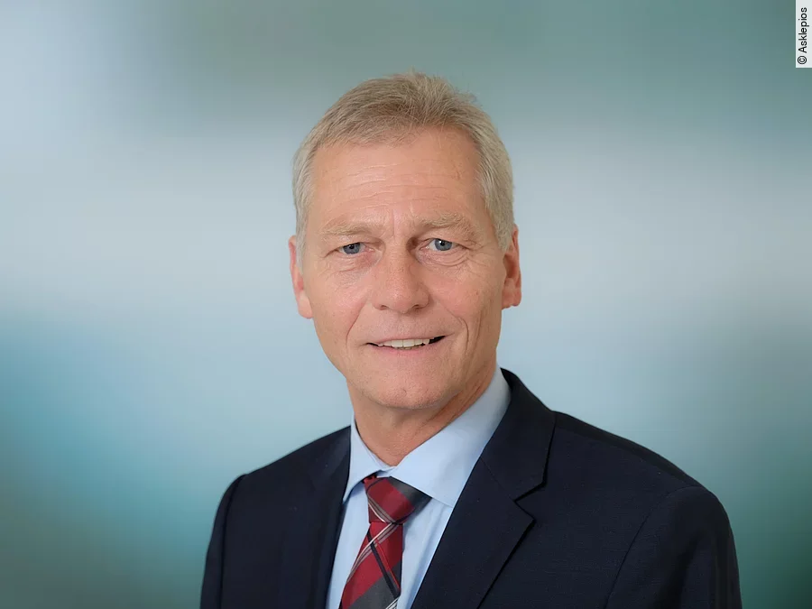 Dr. Klaus Schmolling 