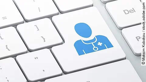 Digital Health Weße Tastatur. Auf der "Enter"-Tase ist ein Icon in Form eines Arztes abgebildet.