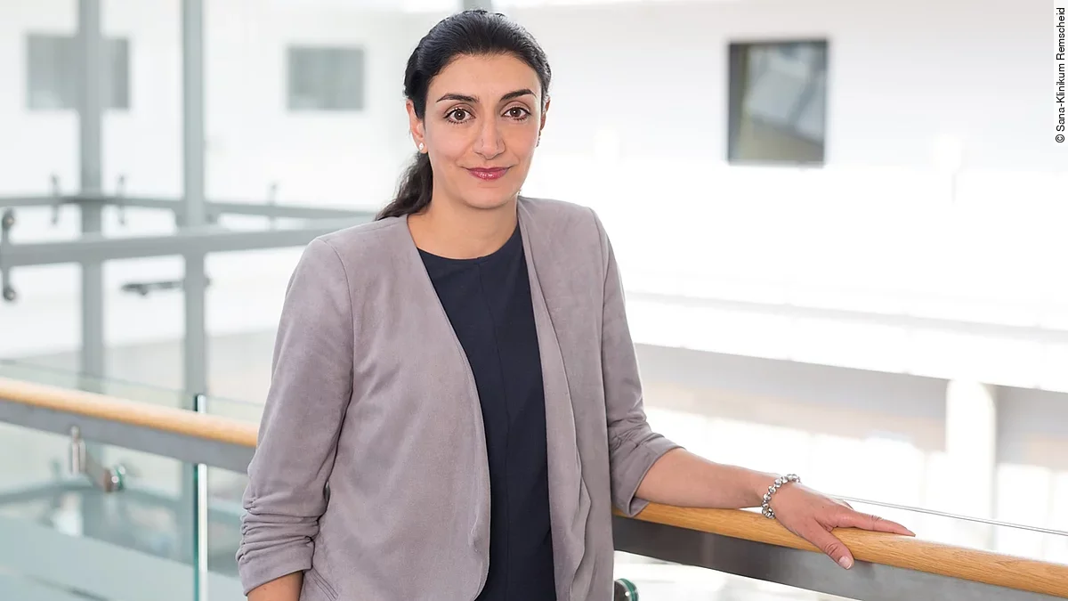 Jasmin Shmalia Jasmin Shmalia