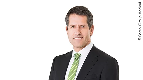 Dr. Eckart Pech tritt Dr. Eckart Pech tritt