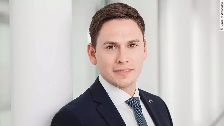 Lukas Tacke Lukas Tacke