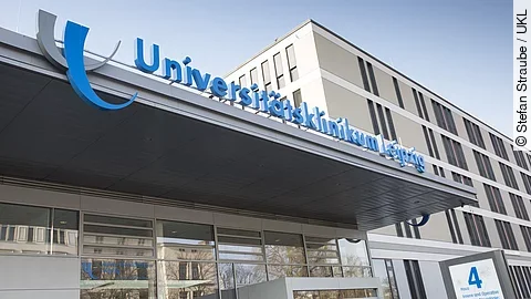 Haupteingang des Universitätsklinikums Leipzig