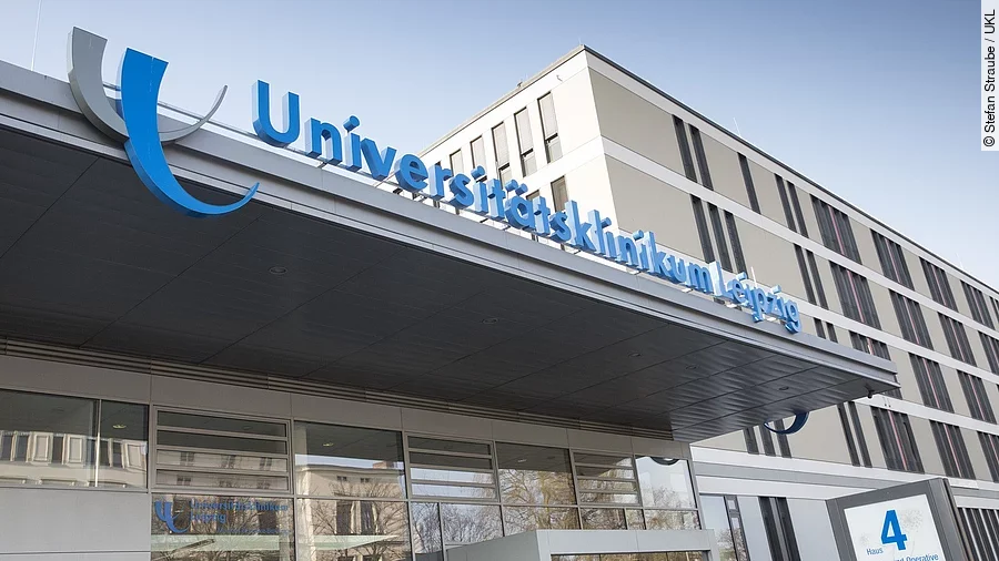 Haupteingang des Universitätsklinikums Leipzig