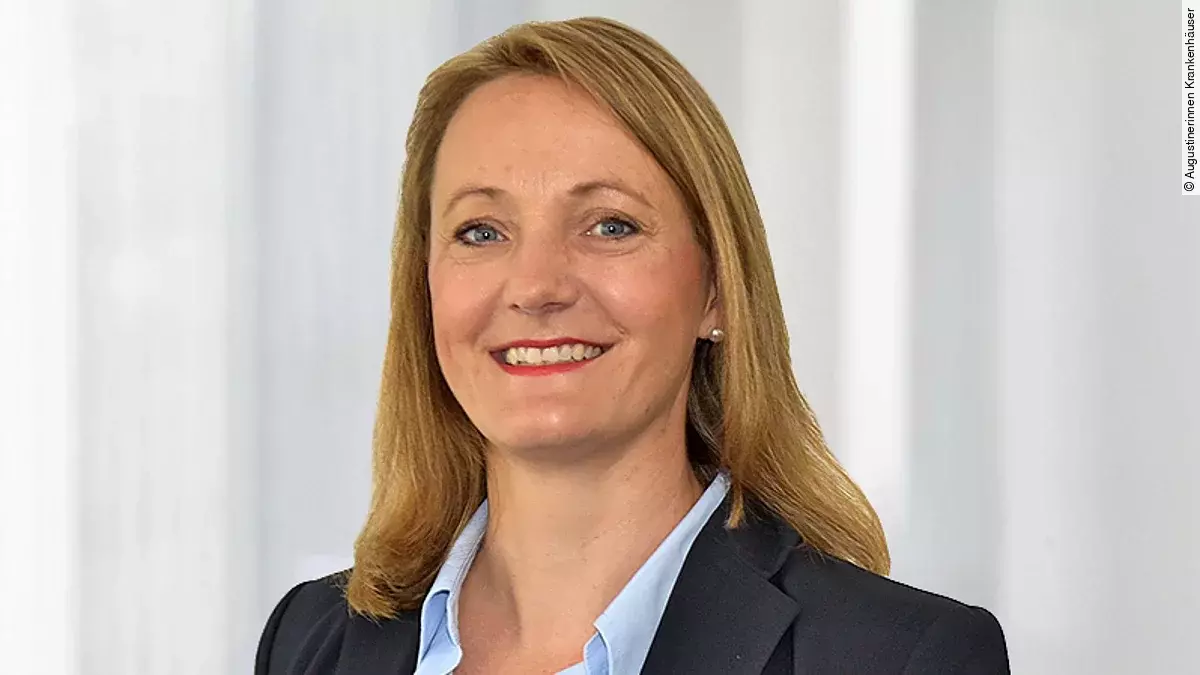 Claudia Sophie Mangold