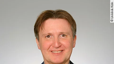 Damian Grüttner