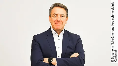 Dr. Roland Strasheim Dr. Roland Strasheim