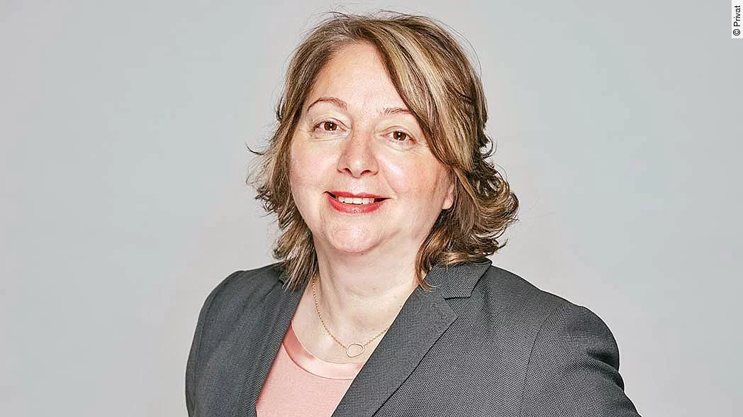 Letta Hellebrand-Lache Letta Hellebrand-Lache