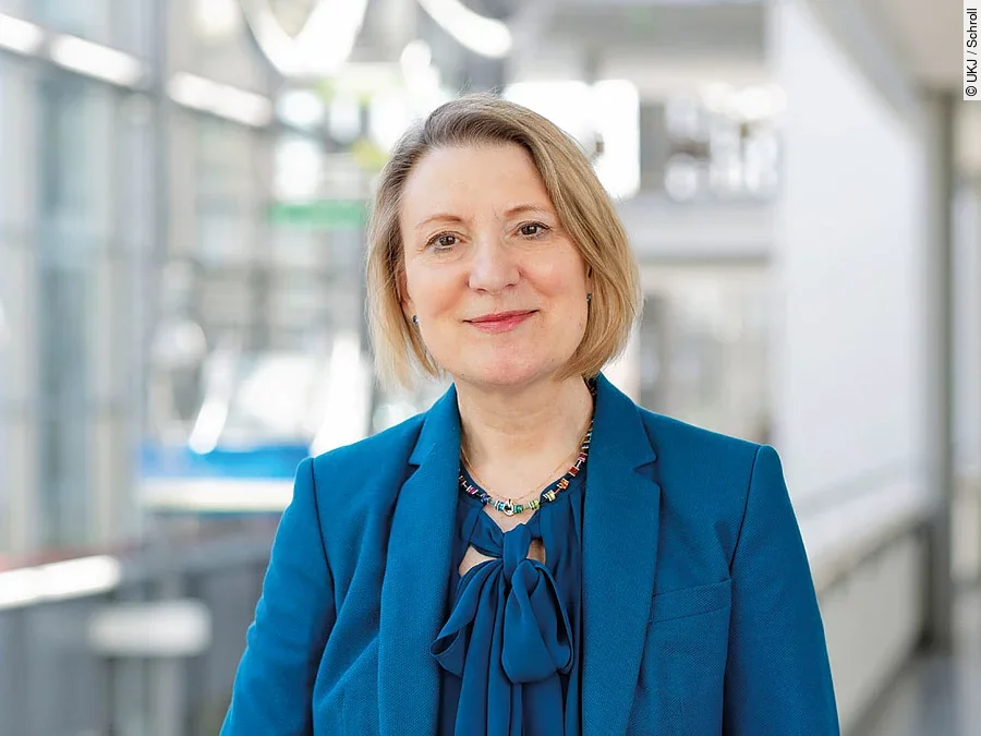 Dr. Brunhilde Seidel-Kwem Dr. Brunhilde Seidel-Kwem