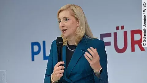 Nina Warken Nina Warken