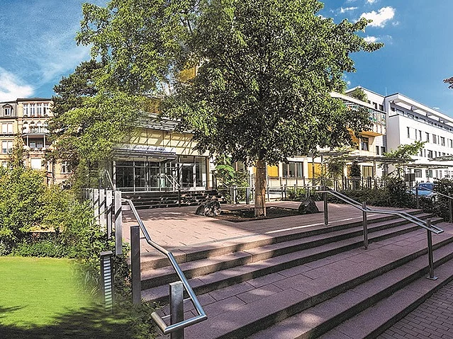 Fotocollage St. Josefskrankenhaus und Loretto-Krankenhaus Fotocollage St. Josefskrankenhaus und Loretto-Krankenhaus