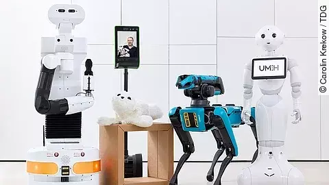 TDG Roboter Gruppenbild