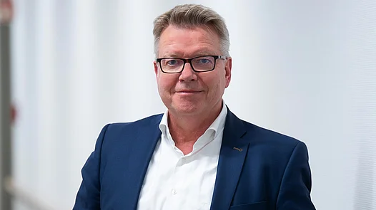 Dr. Jörg Noetzel Dr. Jörg Noetzel