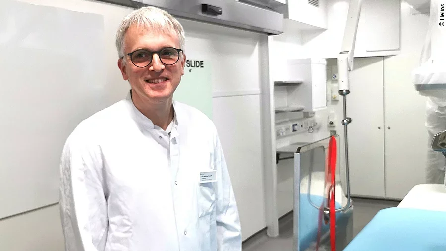 Dr. Mathias Busch Dr. Mathias Busch