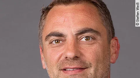 Julian Vonarb Julian Vonarb