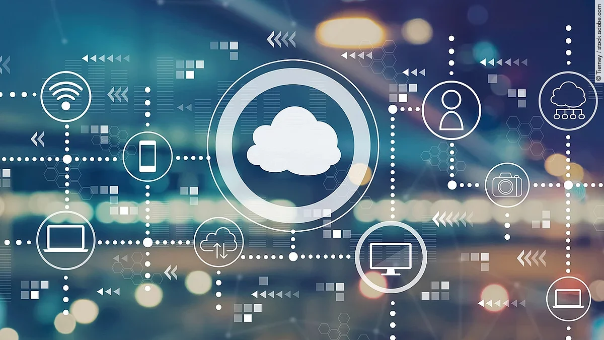 Ein imaginäres Datennetz bzw. Cloud-Computing-Netz. In der Mitte ist ein großes Symbol im Form einer Wolke. Rundherum erscheinen weitere Symbole wie ein Laptop oder das WLAN-Icon.