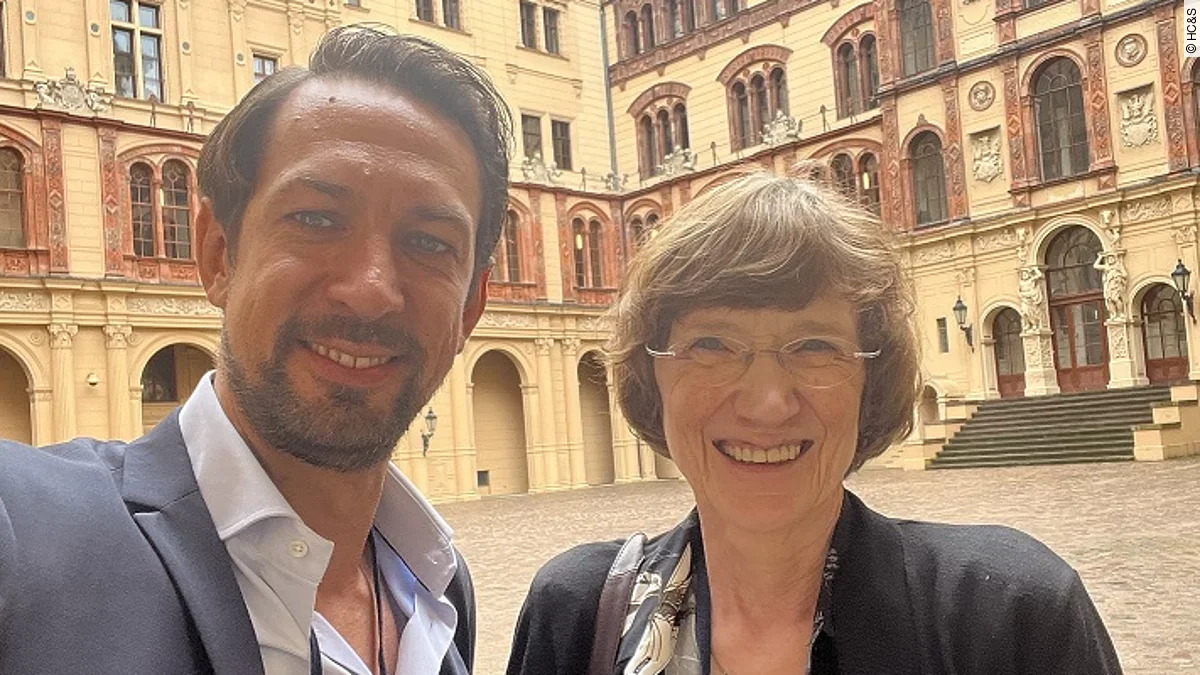 Dr. Nicolas Krämer, Dr. Ulrike Heesemann Dr. Nicolas Krämer, Dr. Ulrike Heesemann