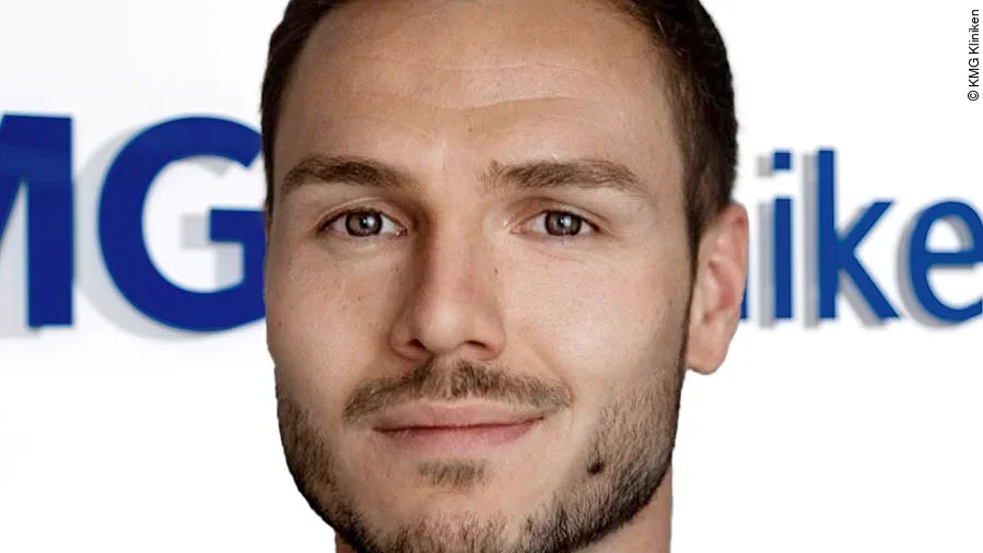 Frank Rohde. Frank Rohde.