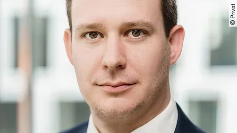 Dr. Christian Adolphs