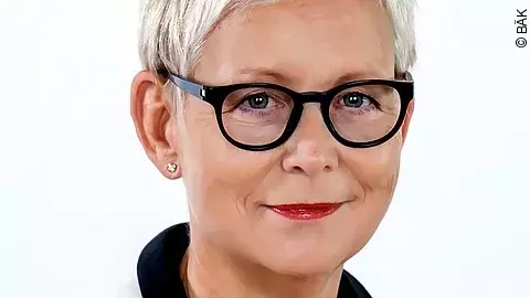 Dr. Ellen Lundershausen Dr. Ellen Lundershausen