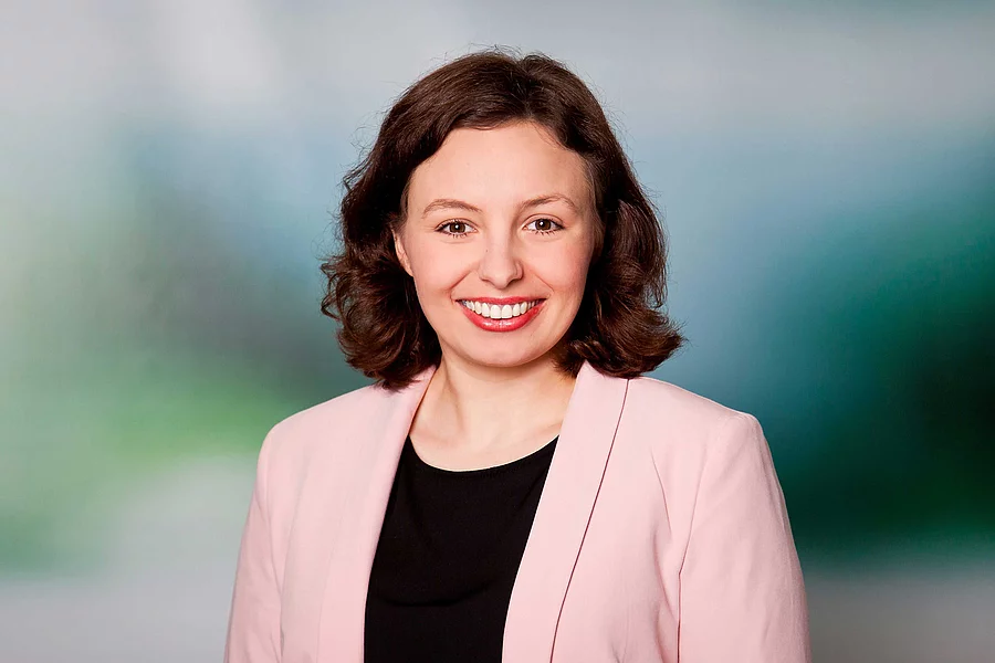 Juliane Domke, Geschäftsführerin