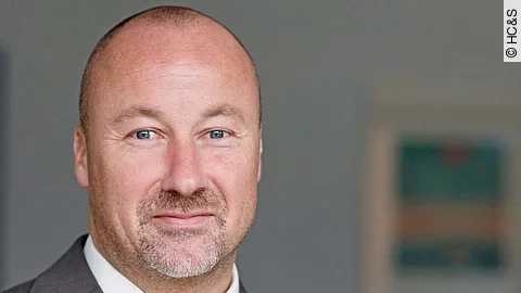 Dr. Ralf Paland Dr. Ralf Paland