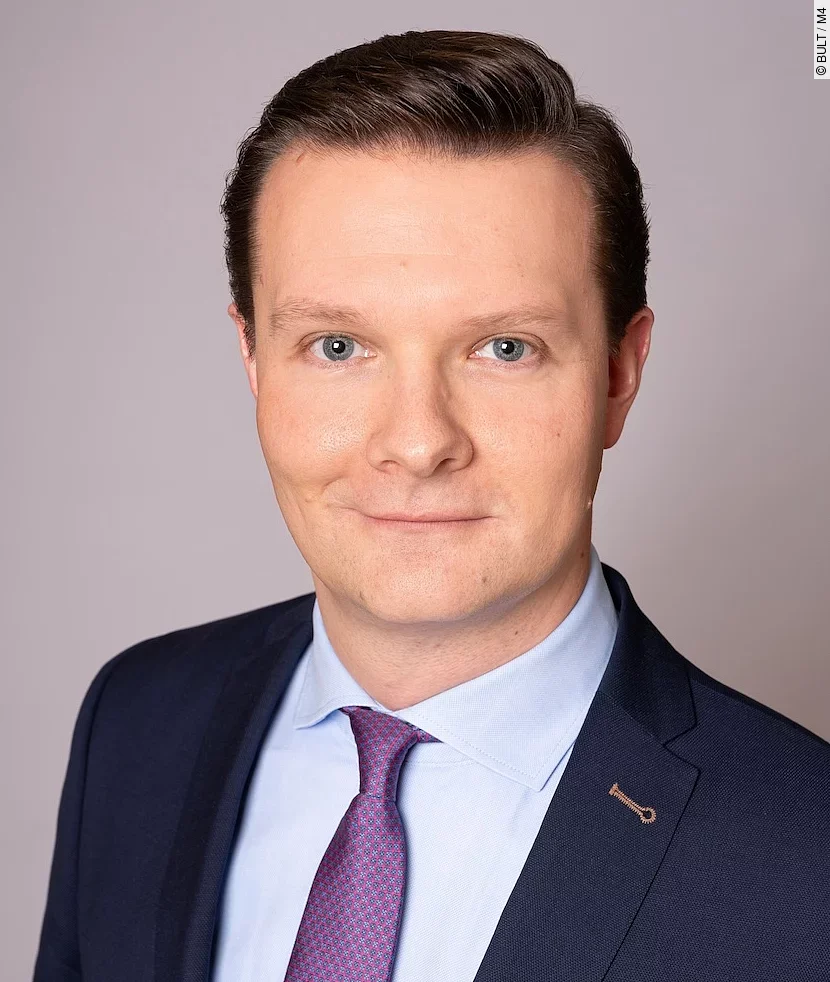 Stephen Struwe-Ramoth Stephen Struwe-Ramoth