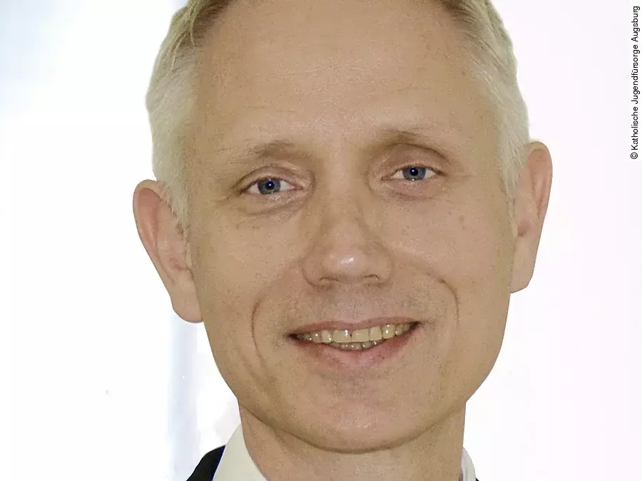 Gerd Koslowski Gerd Koslowski