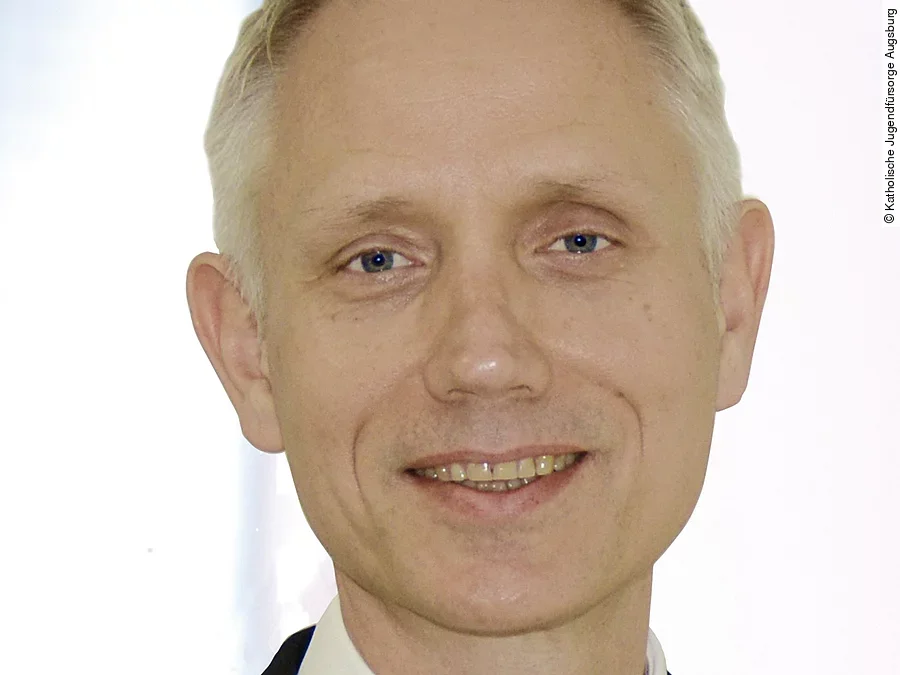 Gerd Koslowski Gerd Koslowski