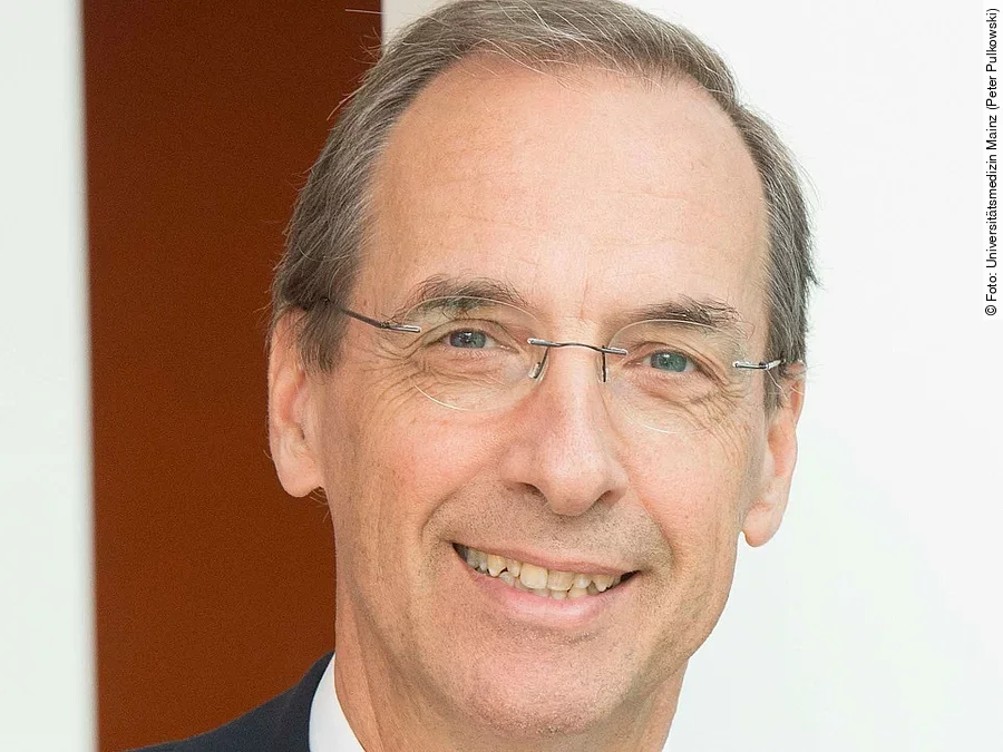 Prof. Dr. Norbert Pfeiffer