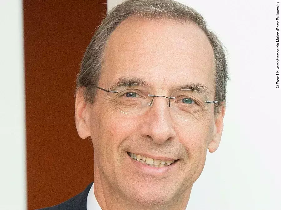 Prof. Dr. Norbert Pfeiffer