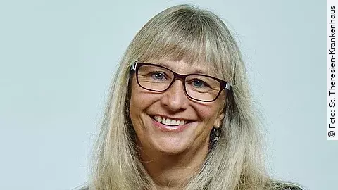 Regina Steenbeek-Schacht, St. Theresien-Krankenhaus Nürnberg Regina Steenbeek-Schacht, St. Theresien-Krankenhaus Nürnberg