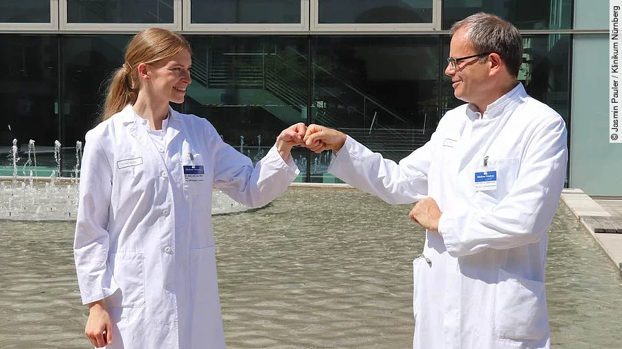 Dr. Dr. Lisa Marr und Prof. Dr. Stefan Knop haben sich schnell für eine Teilnahme an der Mentoring-Initiative entschieden.