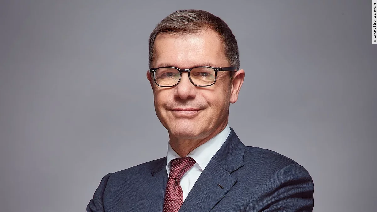 Dr. Rainer Eckert Dr. Rainer Eckert