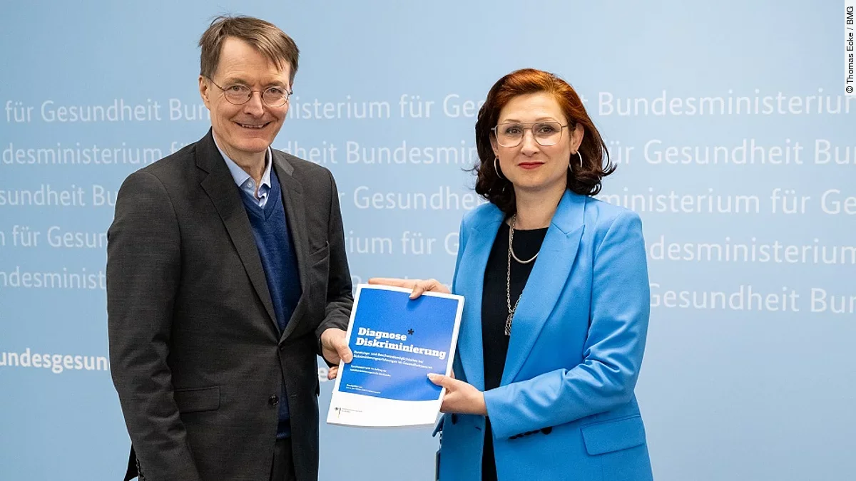 Ferda Ataman, Karl Lauterbach