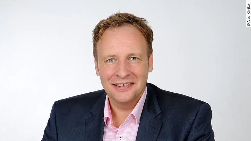 Dr. Lars Timm Dr. Lars Timm