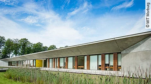 Marburger Ionenstrahl-Therapiezentrum (MIT) Marburger Ionenstrahl-Therapiezentrum (MIT)