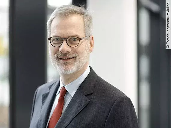 Frank Schneider Frank Schneider