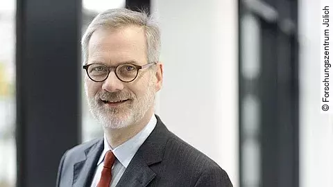 Prof. Dr. Frank Schneider