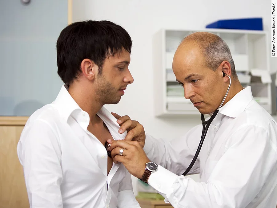 Patient Arzt Untersuchung