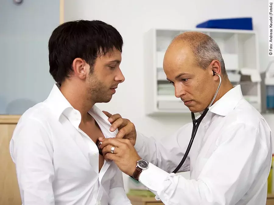 Patient Arzt Untersuchung