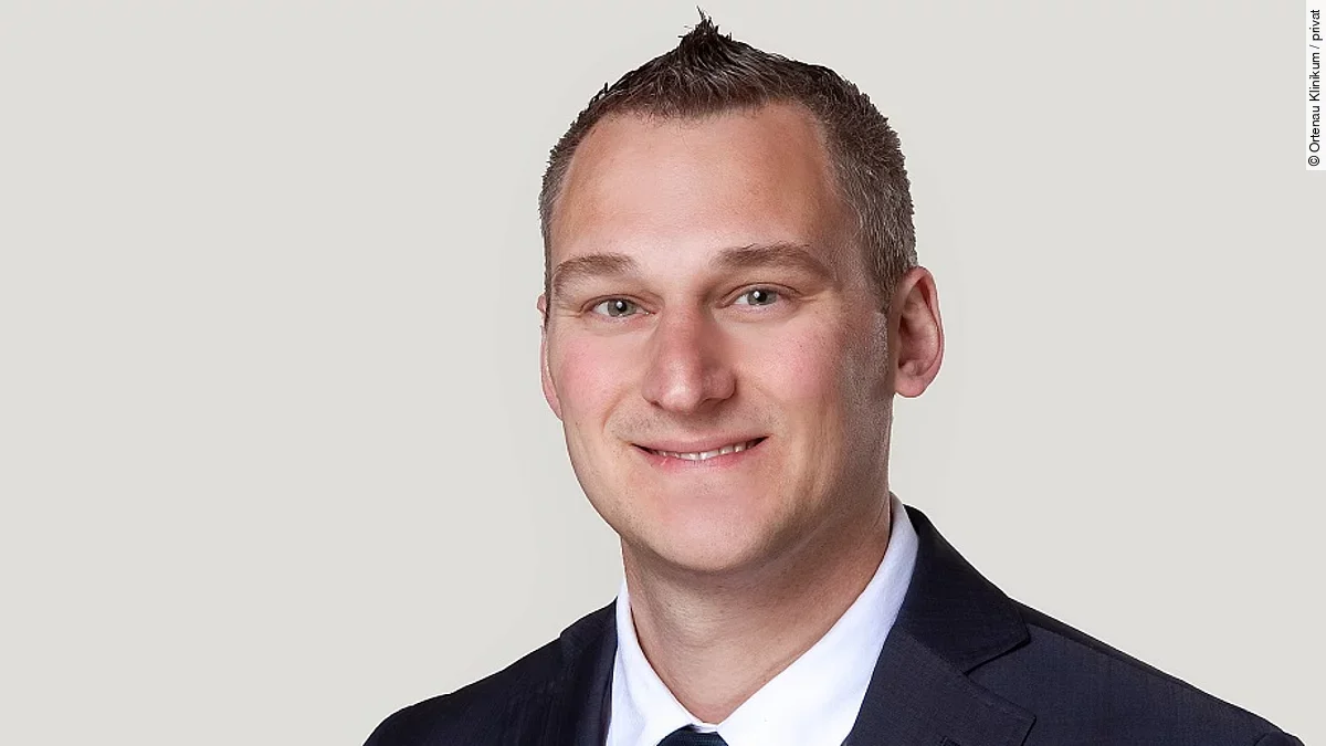 Dr. Christofer Leschinger